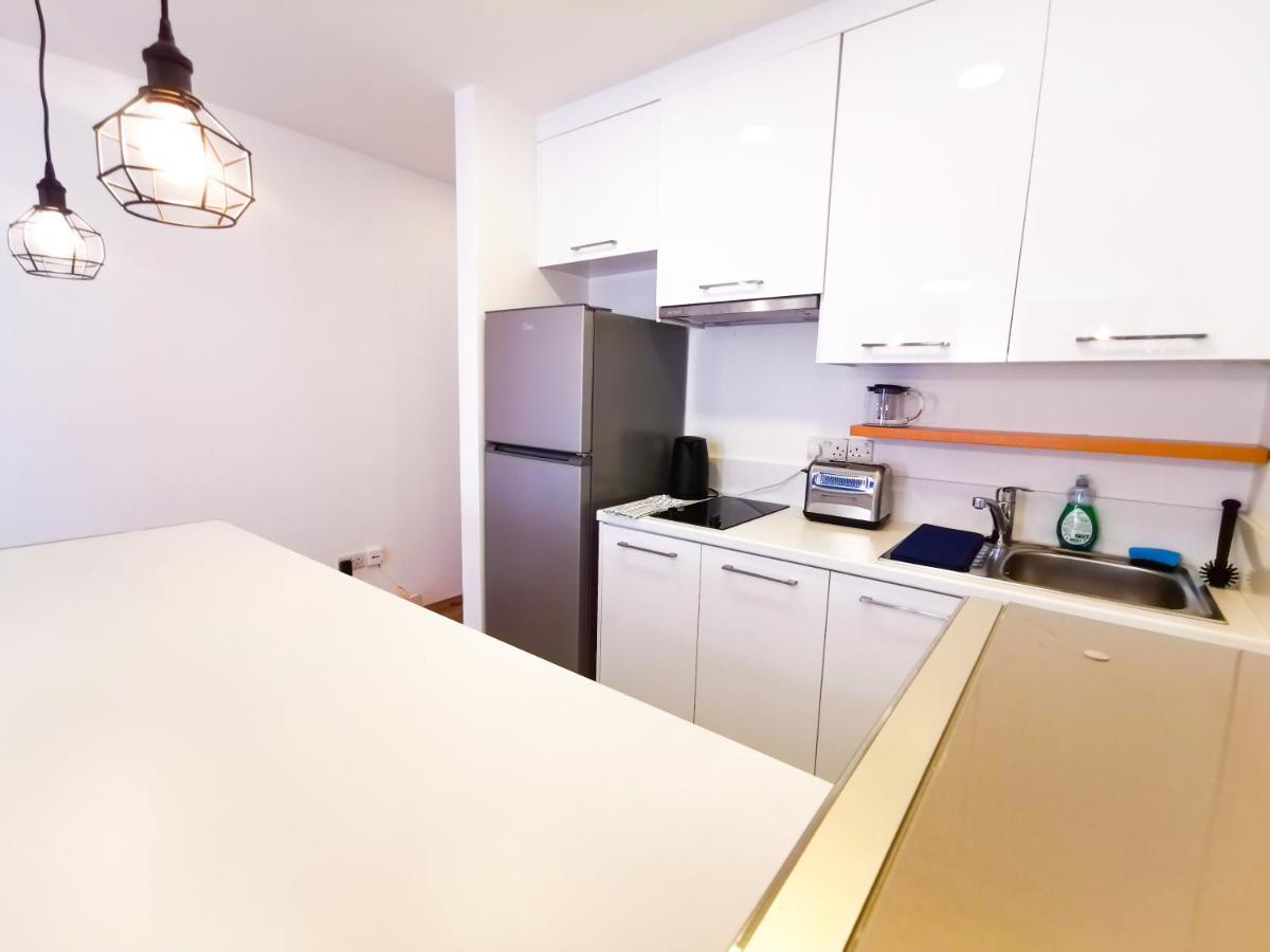 Citycenter Boutique Apartment Ларнака Екстер'єр фото